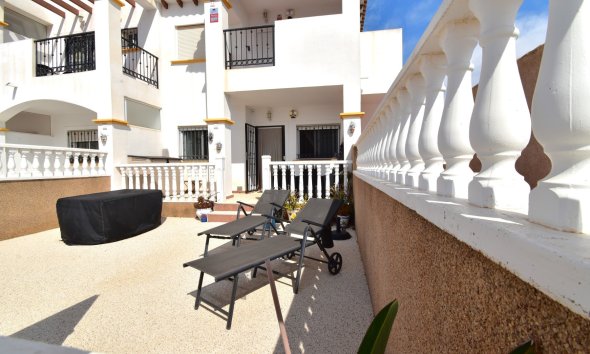 Resale - apartment -
Orihuela Costa - Punta Prima
