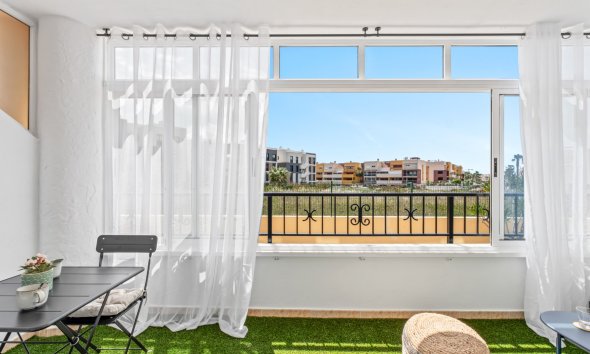Resale - apartment -
Orihuela Costa - Playa Flamenca