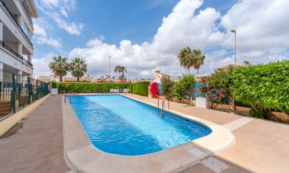 Resale - apartment -
Orihuela Costa - Playa Flamenca