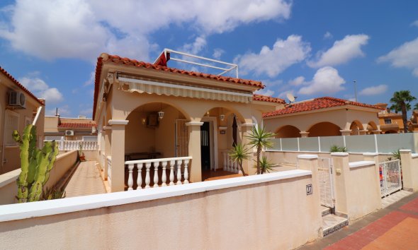 Gensalg - Villa -
Algorfa - Lo Crispin