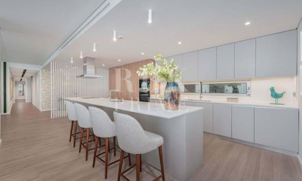 Reventa - apartment -
Madeira