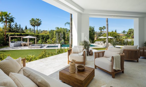 Resale - Villa -
Malaga - Málaga