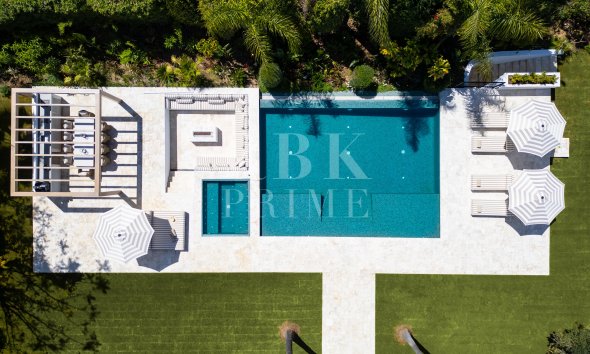 Resale - Villa -
Malaga - Málaga