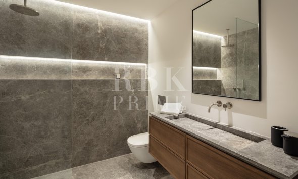 Resale - apartment -
Marbella