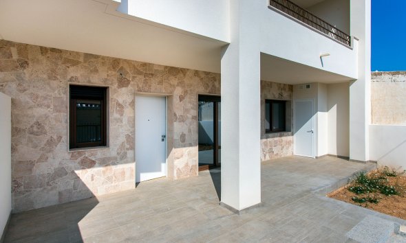 Nybyggeri - low-bungalow -
La Canalosa