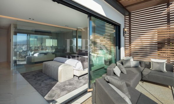 Gensalg - apartment -
Malaga - Nueva Andalucía