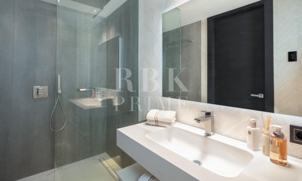 Gensalg - apartment -
Malaga - Nueva Andalucía