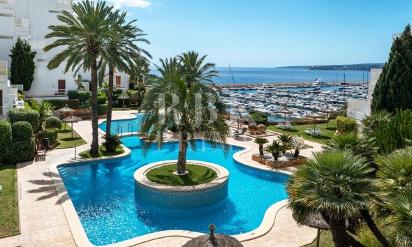 Resale - apartment -
Calvià