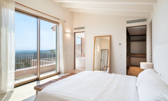 Reventa - Country House -
Palma - Urbanización Puntiró