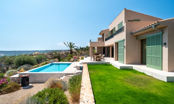 Reventa - Country House -
Palma - Urbanización Puntiró