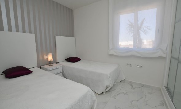 Nybyggeri - high-bungalow -
San Miguel de Salinas
