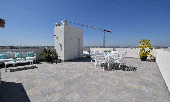 Nybyggeri - low-bungalow -
San Miguel de Salinas