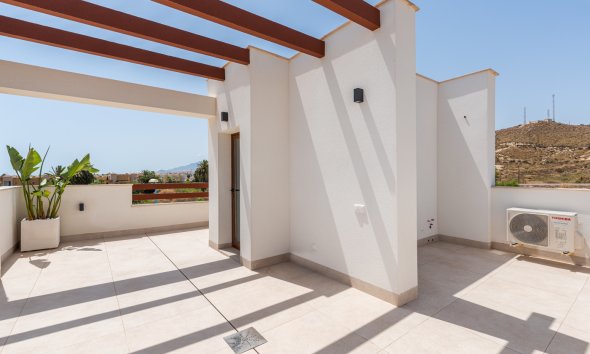 Nybyggeri - detached -
Vera