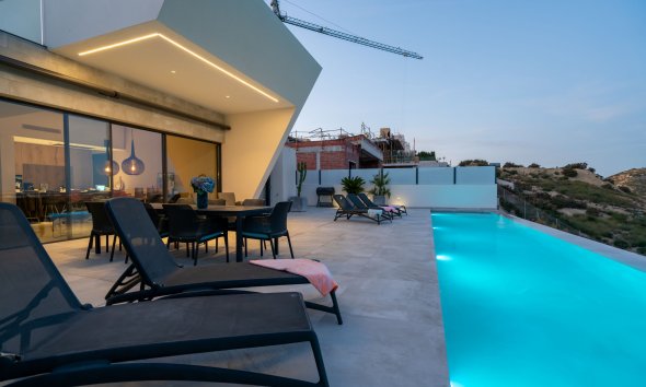 Nybyggeri - detached -
Rojales