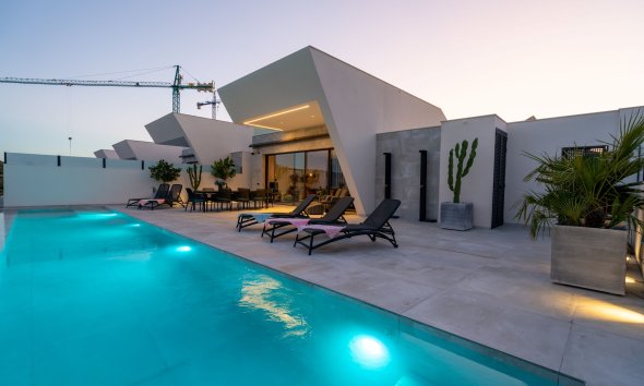 Nybyggeri - detached -
Rojales