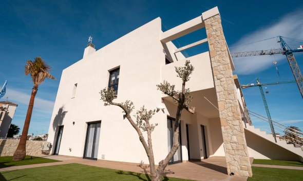 Nybyggeri - low-bungalow -
Pilar de la Horadada